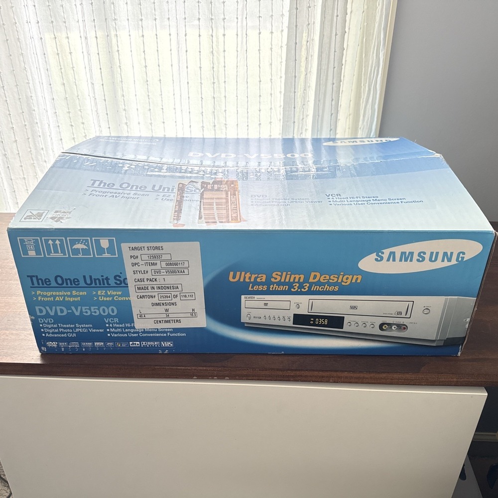 Samsung DVD-V5500 DVD Player And VHS Player In One New